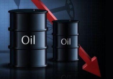 قیمت نفت به این دلیل کاهش یافت قیمت نفت به این دلیل کاهش یافت