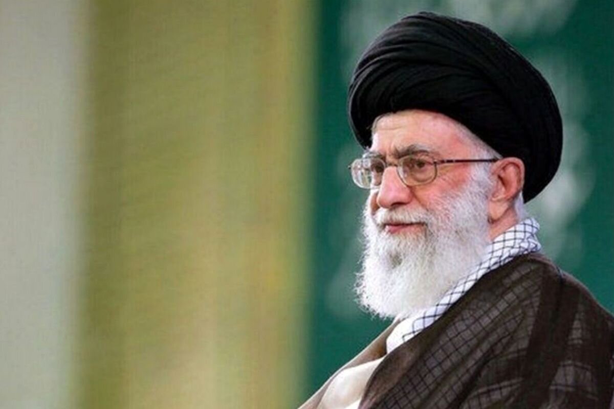 توجه رهبر شهید انقلاب به جامعه پرستاری: تعرفهگذاری خدمات پرستاری یک مطالبه واقعی است؛ جامعه پرستاری را تقویت نکنیم در بزنگاهها ضربه خواهیم خورد