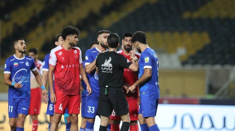 تایید شد؛ ۲ اشتباه بزرگ داور دربی؛ اخراج قطعی بود | پرسپولیس ضرر کرد یا استقلال؟ تایید شد؛ ۲ اشتباه بزرگ داور دربی؛ اخراج قطعی بود | پرسپولیس ضرر کرد یا استقلال؟