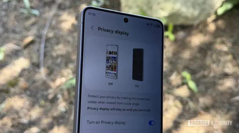 مقایسه سامسونگ گلکسی S26 اولترا و آیفون 18 پرو مکس با بررسی قابلیتهای Good Lock، Privacy Display و Samsung DeX؛ ببینید کدام پرچمدار انتخاب بهتری برای شماست. مقایسه سامسونگ گلکسی S26 اولترا و آیفون 18 پرو مکس با بررسی قابلیتهای Good Lock، Privacy Display و Samsung DeX؛ ببینید کدام پرچمدار انتخاب بهتری برای شماست.